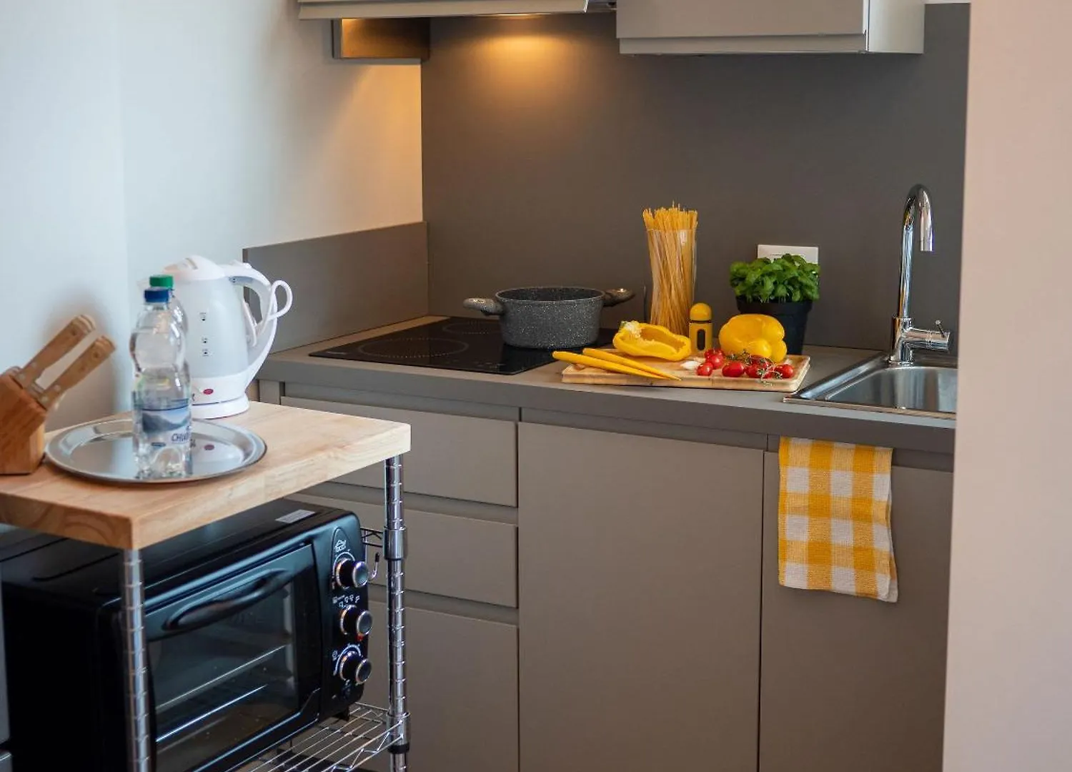 Xenia Apartments - Modern, Quiet And Cozy Apartment Milano Italien